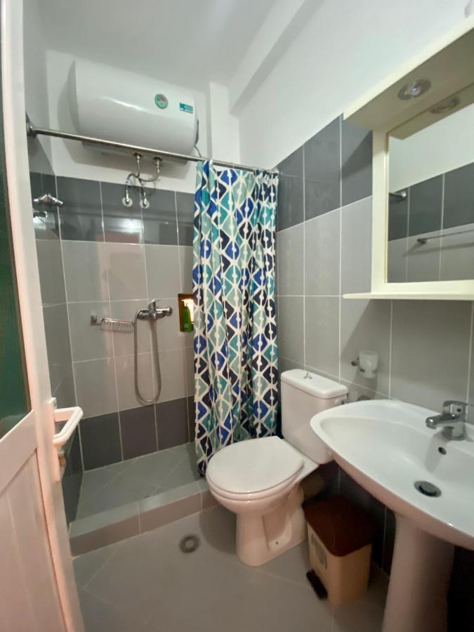Family Apartments Sarandë 外观 照片